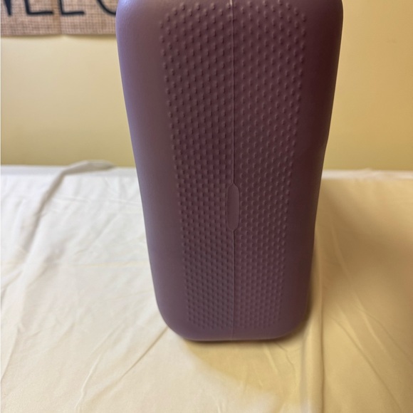 O bag Elegant Purple Tote with Structured Design and Charm Accent with trim - Picture 3 of 12